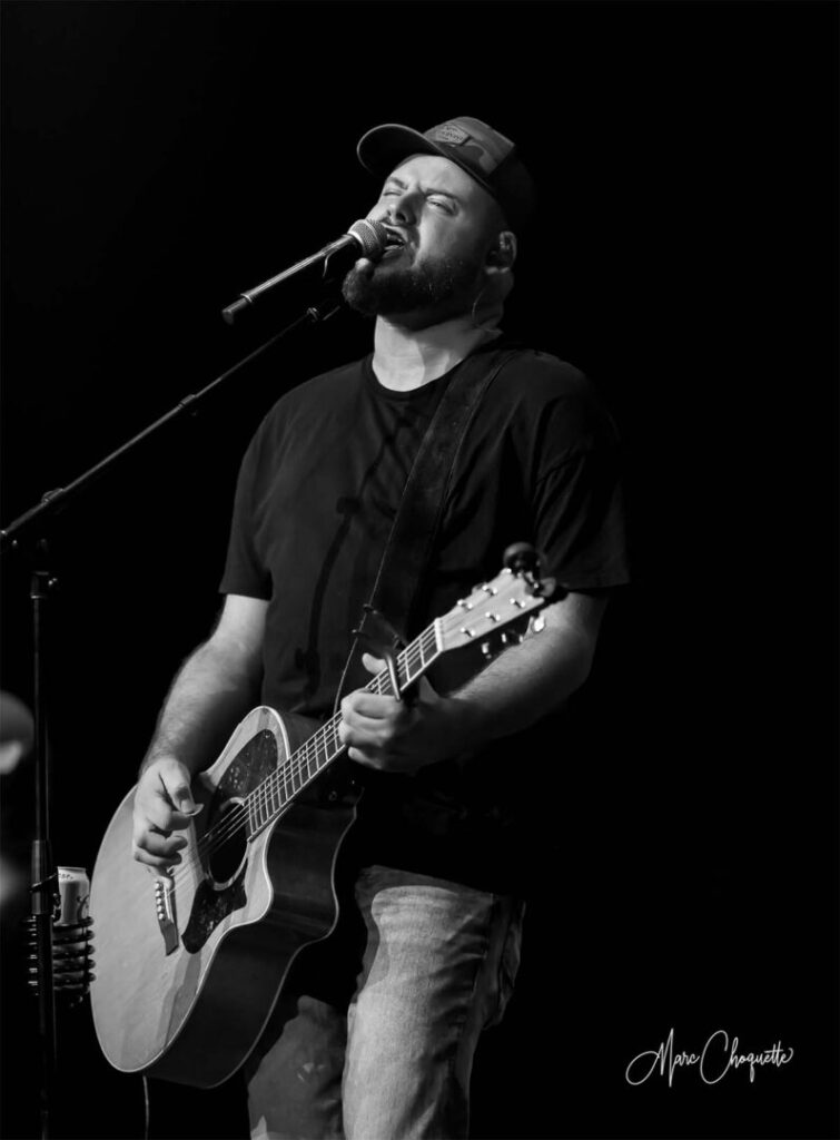 Spectacle Phil Lauzon Luke Combs Edition