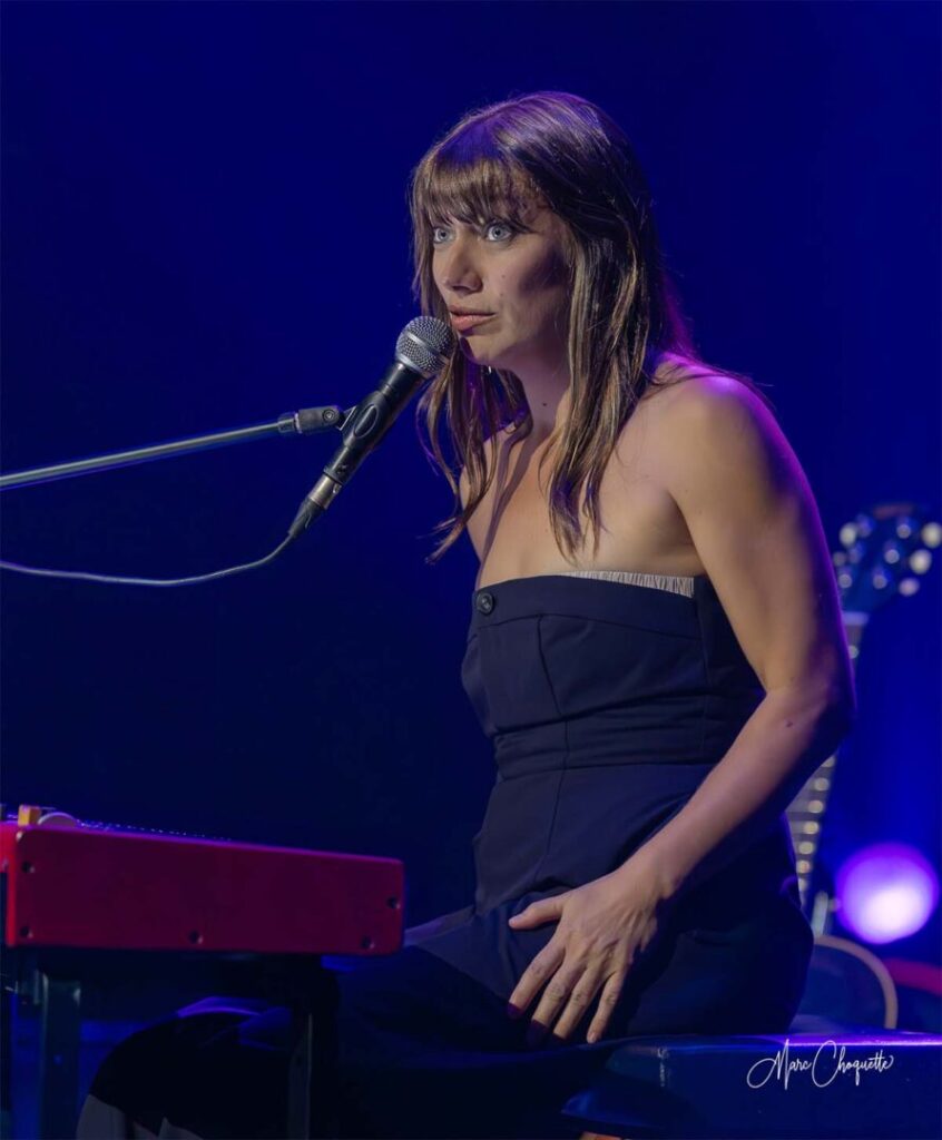 Spectacle de Geneviève Jodoin & Marie Claudel à la Salle Kingsey