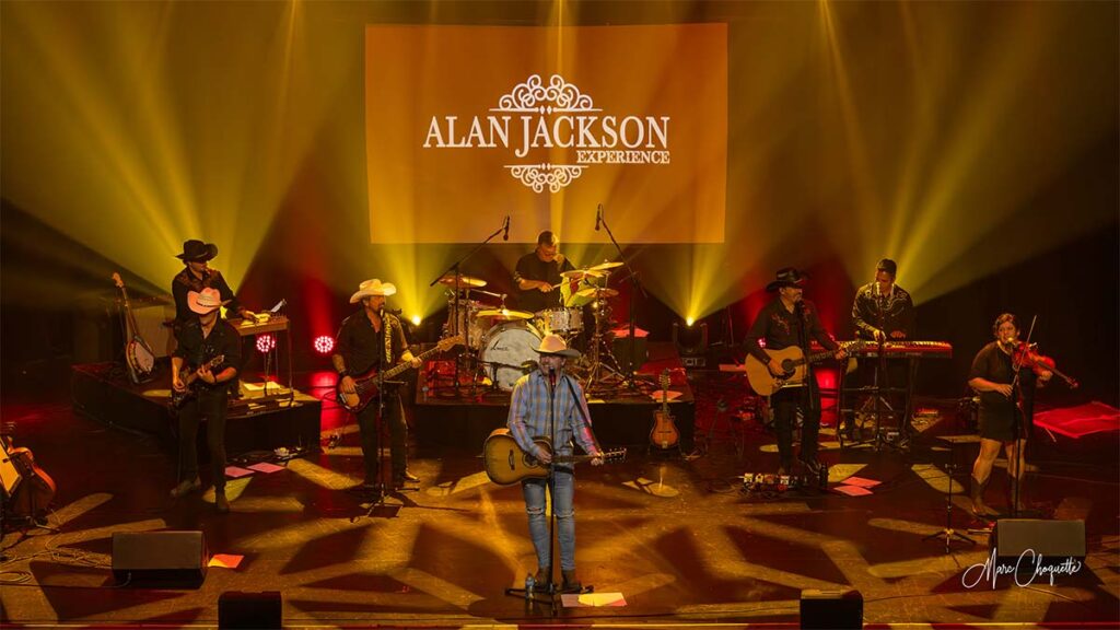 Spectacle d'Alan Jackson Experience à la Salle Kingsey