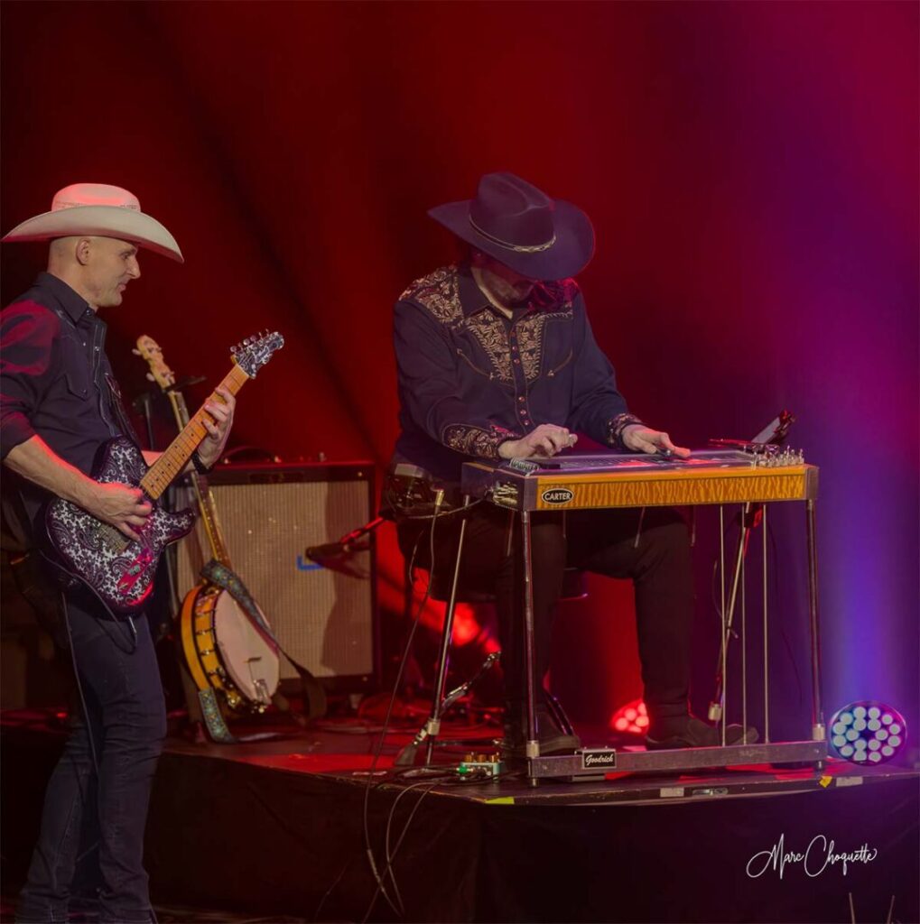 Spectacle d'Alan Jackson Experience à la Salle Kingsey