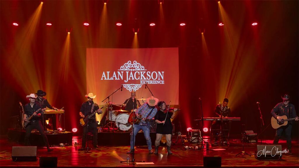 Spectacle d'Alan Jackson Experience à la Salle Kingsey