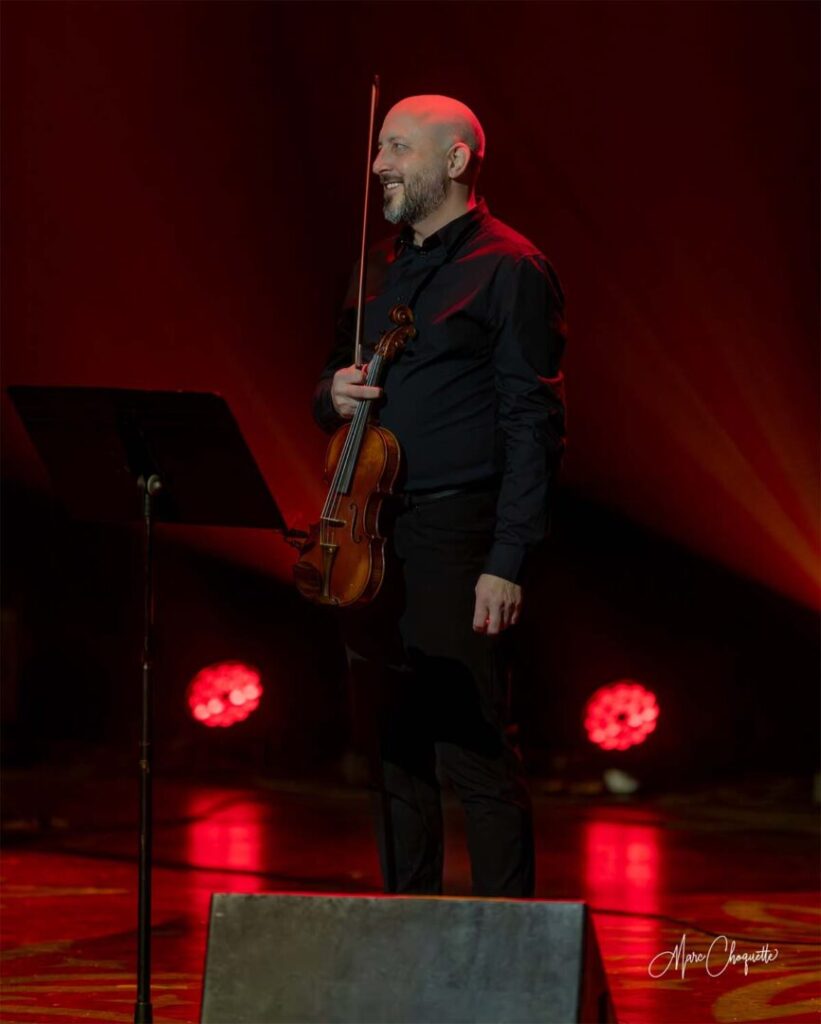 Spectacle Nostalgia Noël de Marc Hervieux à la Salle Kingsey