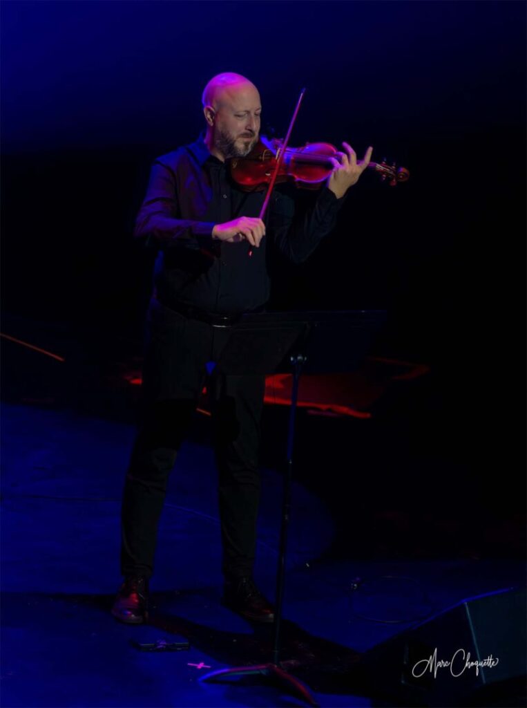 Spectacle Nostalgia Noël de Marc Hervieux à la Salle Kingsey