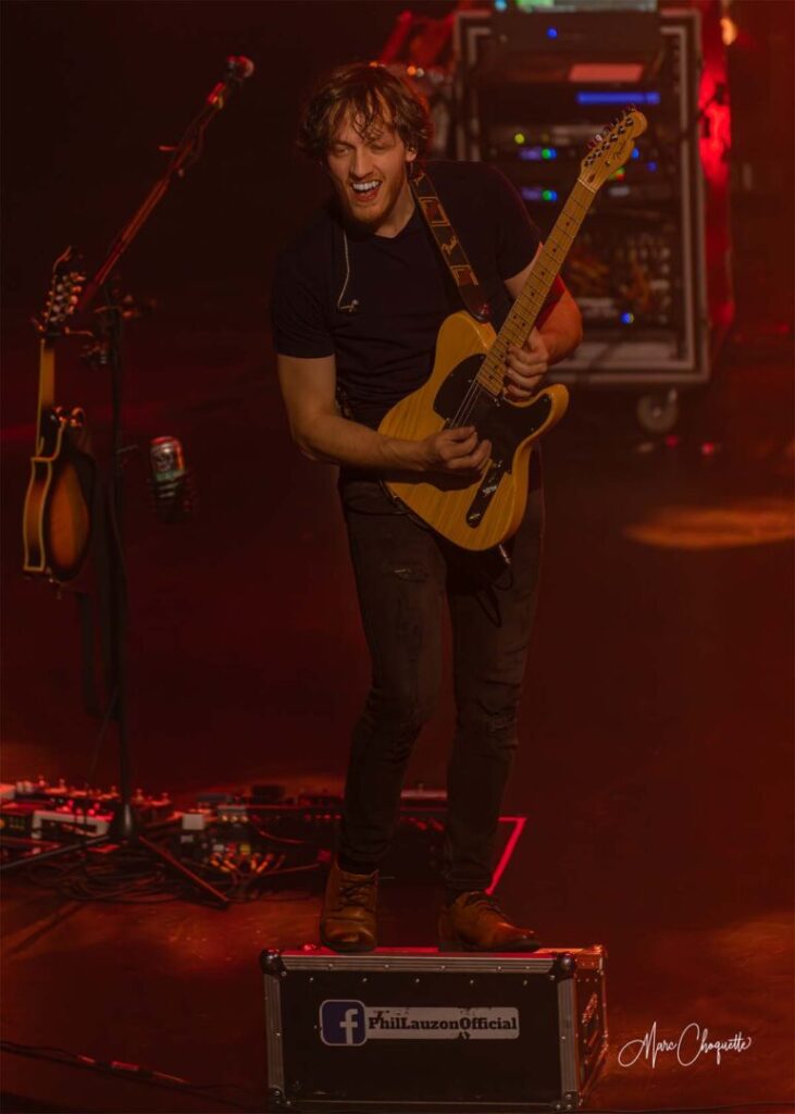 Spectacle de Phil Lauzon - Luke Combs Edition à la Salle Kingsey