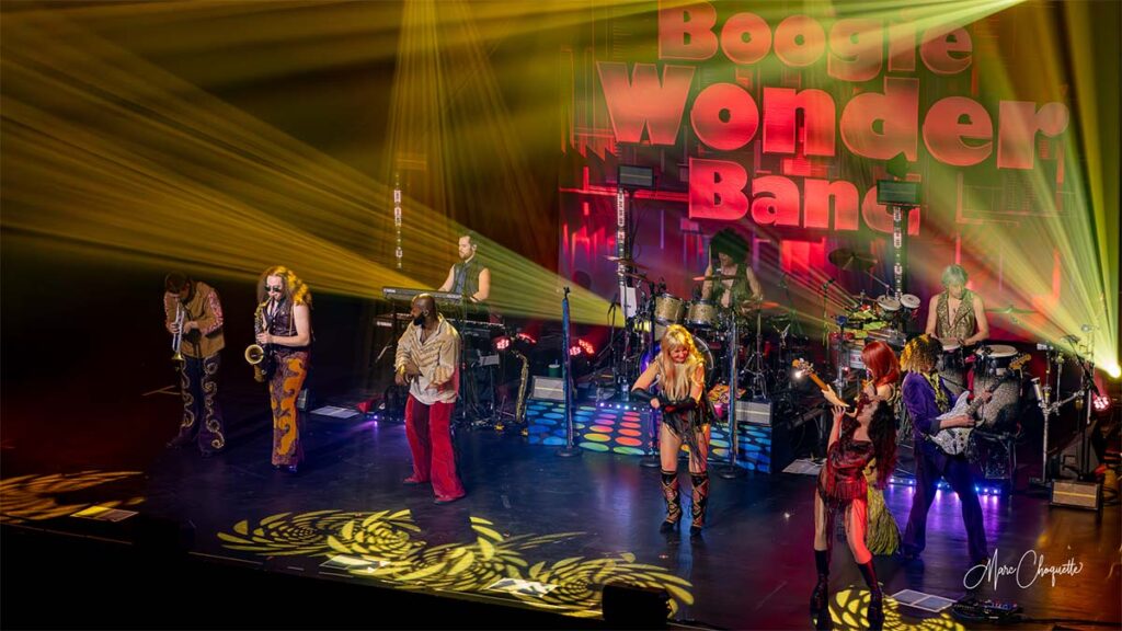Spectacle de Boogie Wonder Band à la Salle Kingsey