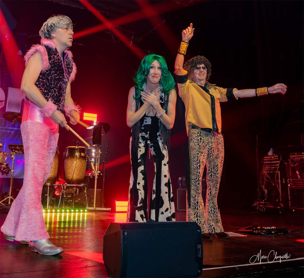 Spectacle de Boogie Wonder Band à la Salle Kingsey