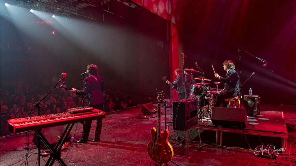 Spectacle de HELP! Hommage à The Beatles à la Salle Kingsey