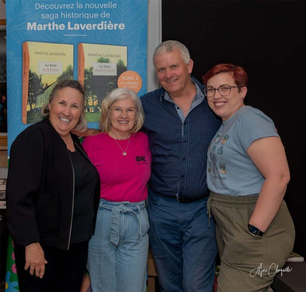 Photo de groupe avec Marthe Laverdière