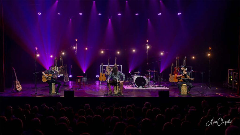 Spectacle de Guitar Story à la Salle Kingsey