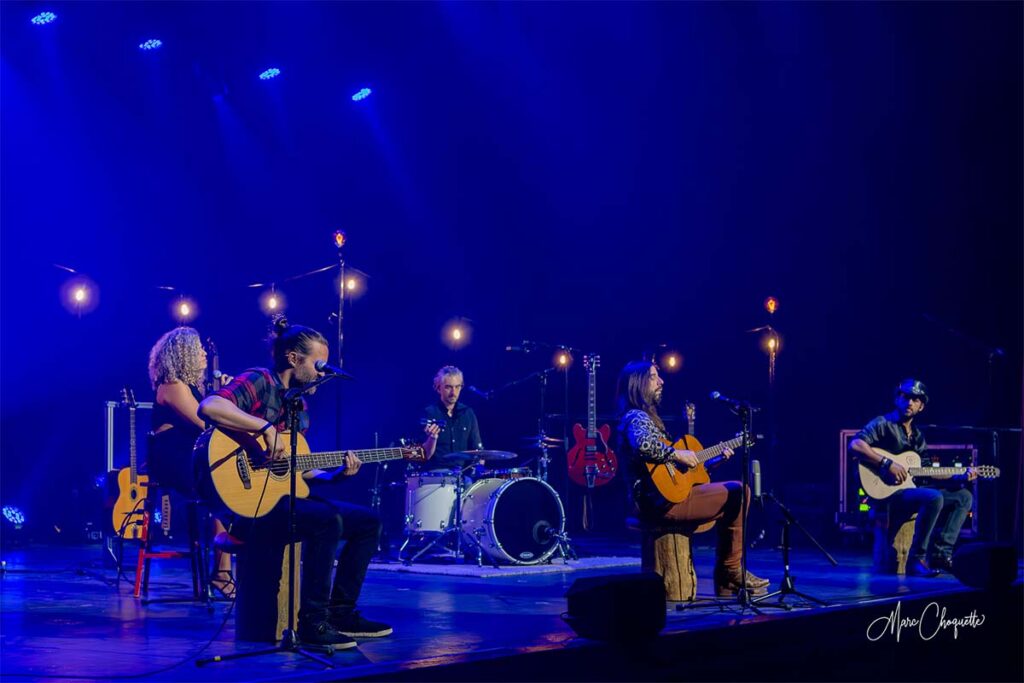 Spectacle de Guitar Story à la Salle Kingsey