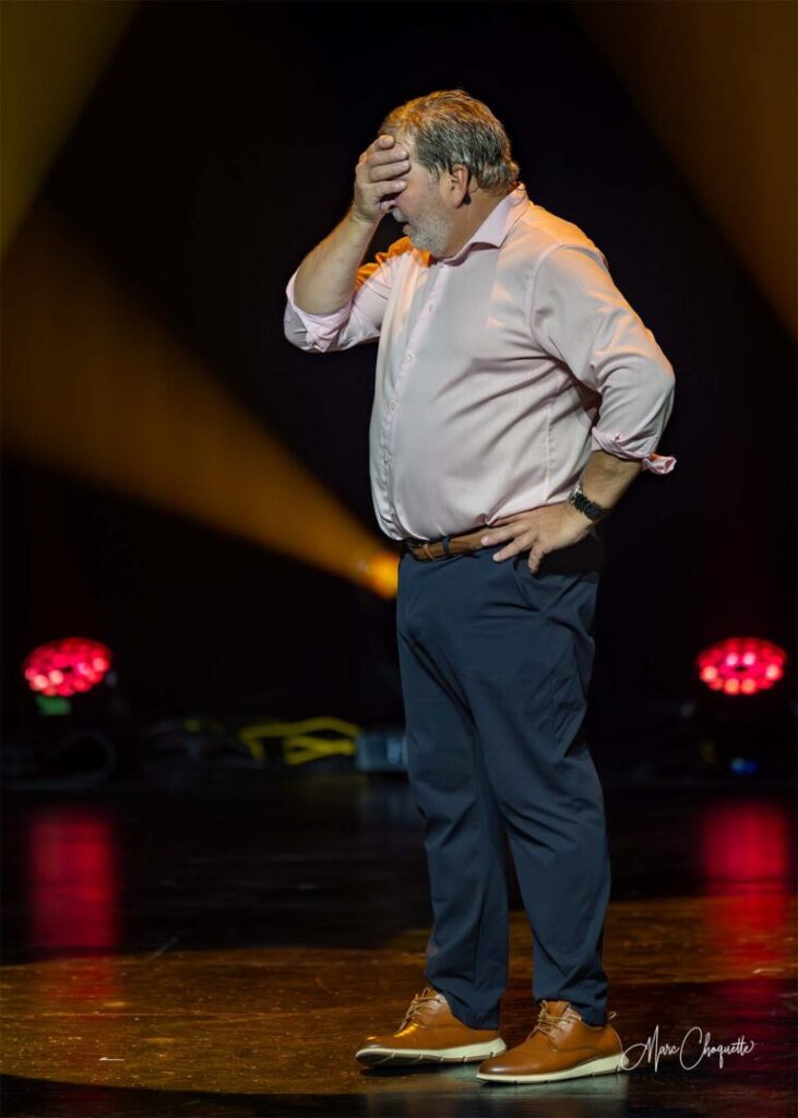 Spectacle de Mario Jean à la Salle Kingsey