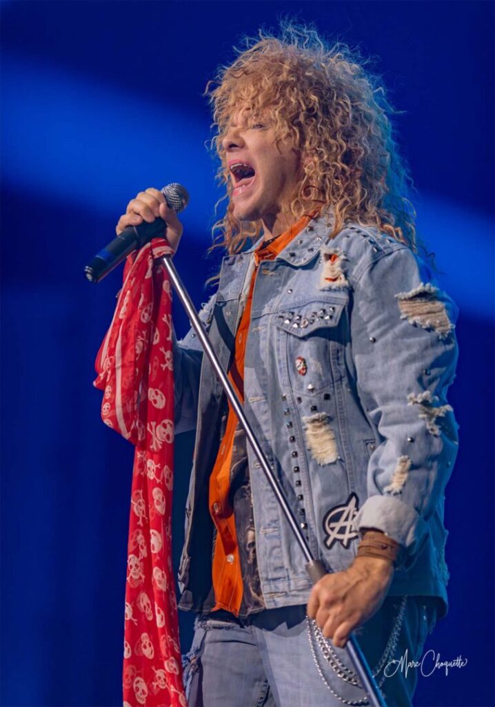 Spectacle de Glam Rock à la Salle Kingsey