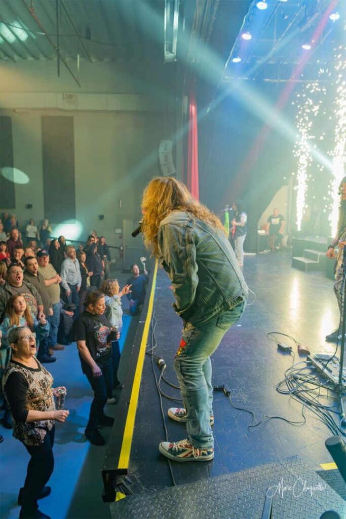 Spectacle de Glam Rock à la Salle Kingsey