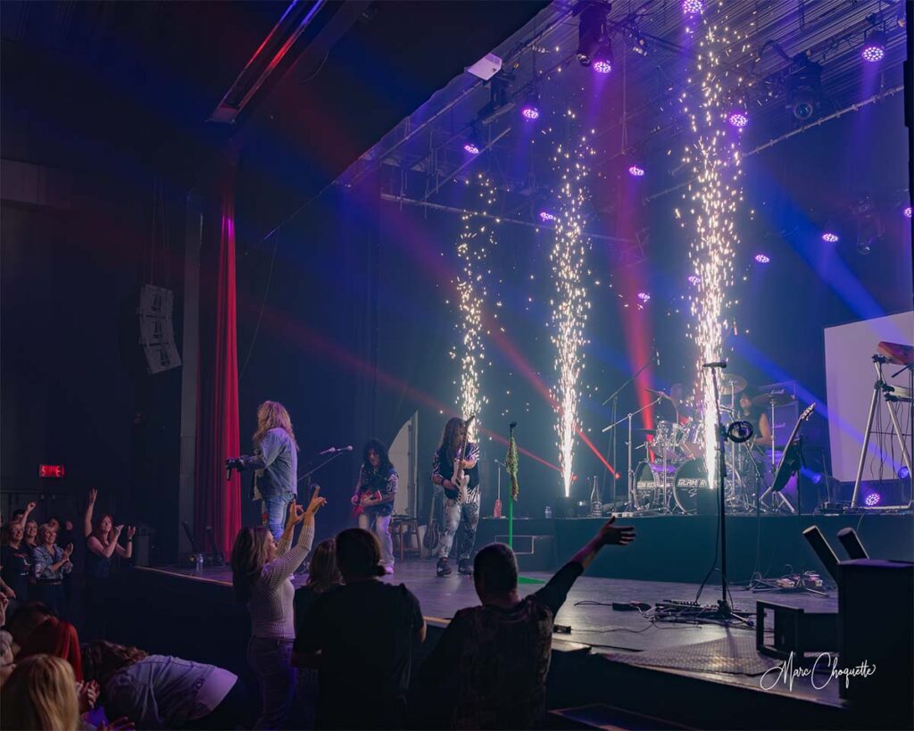 Spectacle de Glam Rock à la Salle Kingsey