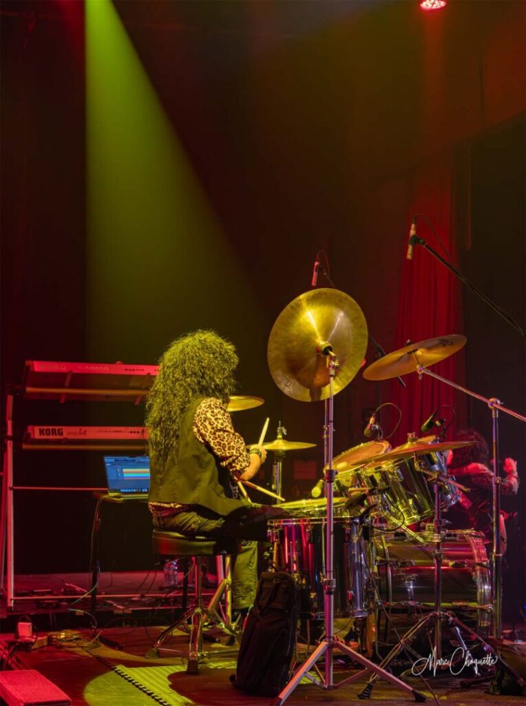 Spectacle de Glam Rock à la Salle Kingsey