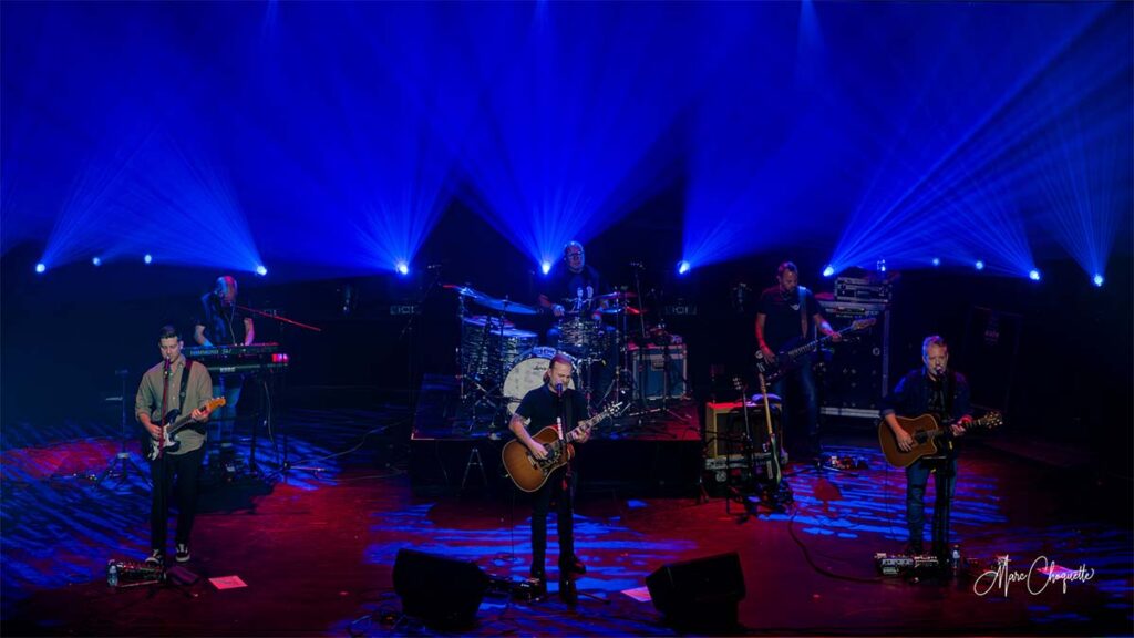 Spectacle de La Chicane à la Salle Kingsey