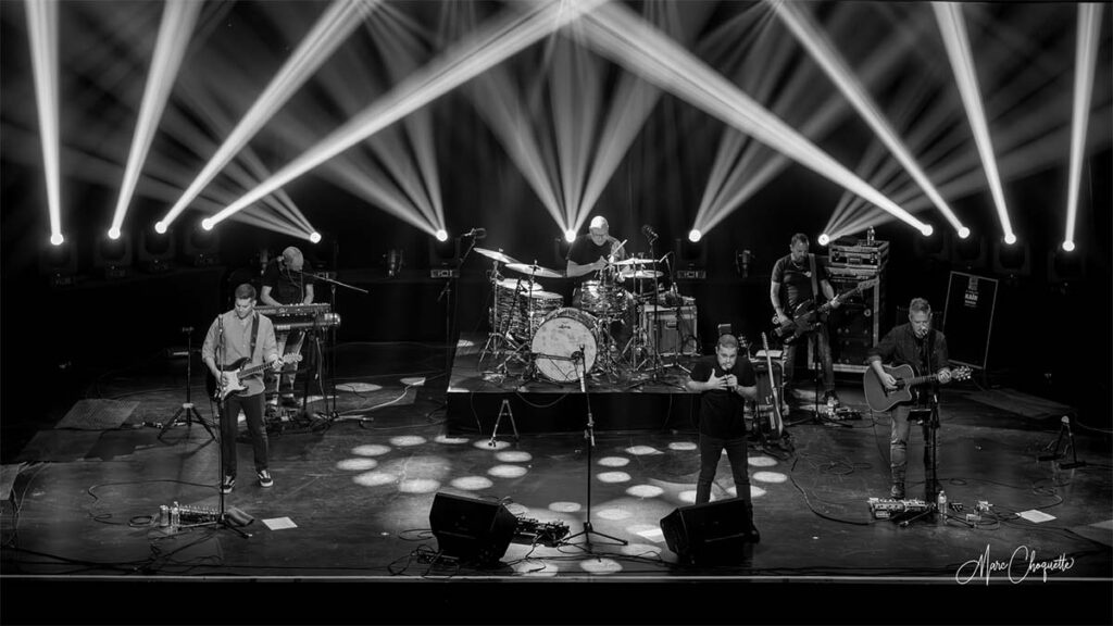 Spectacle de La Chicane à la Salle Kingsey