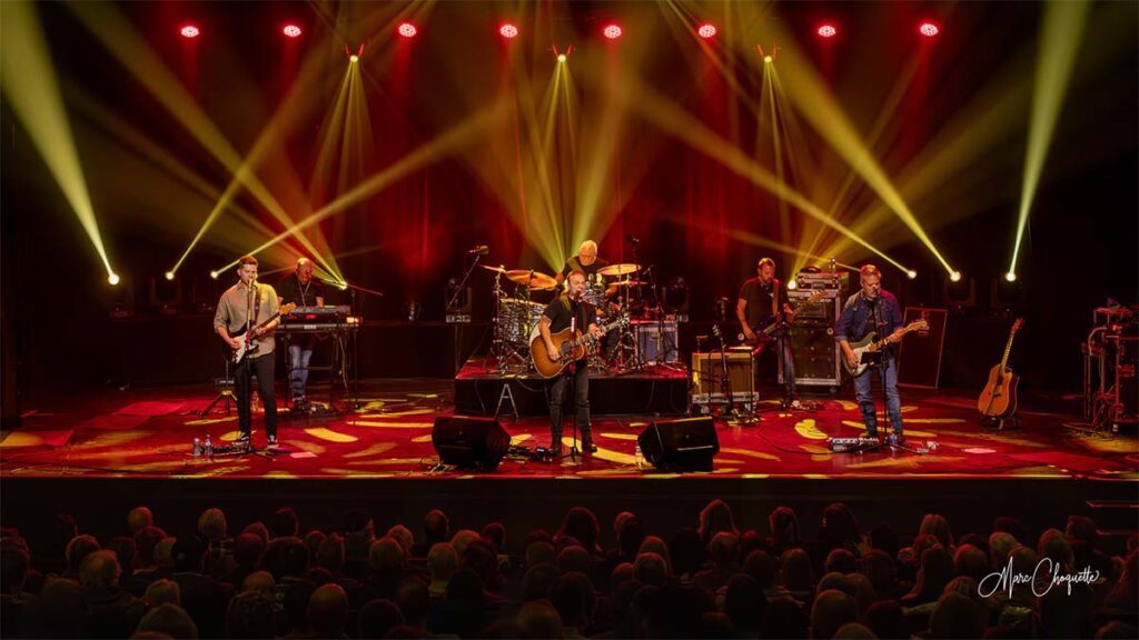 Spectacle de La Chicane à la Salle Kingsey