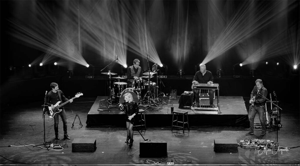 Spectacle de Guylaine Tanguay à la Salle Kingsey