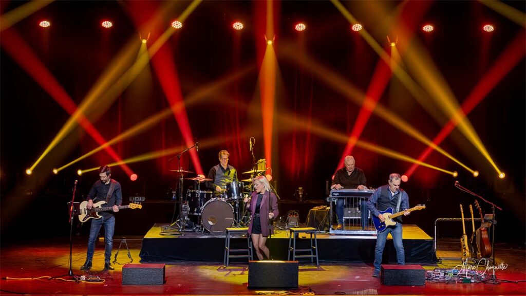 Spectacle de Guylaine Tanguay à la Salle Kingsey