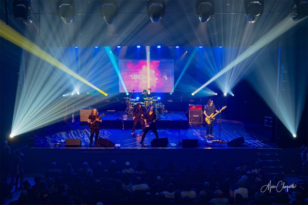 Spectacle de UNDERCOVER Legends of Rock à la Salle Kingsey