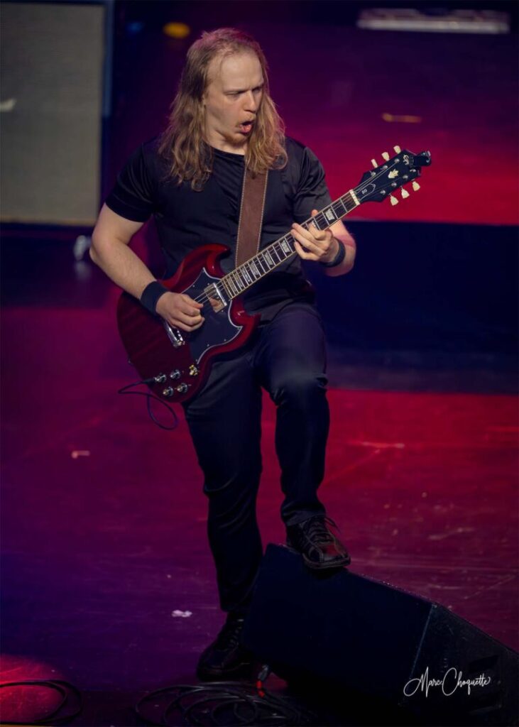 Spectacle de UNDERCOVER Legends of Rock à la Salle Kingsey